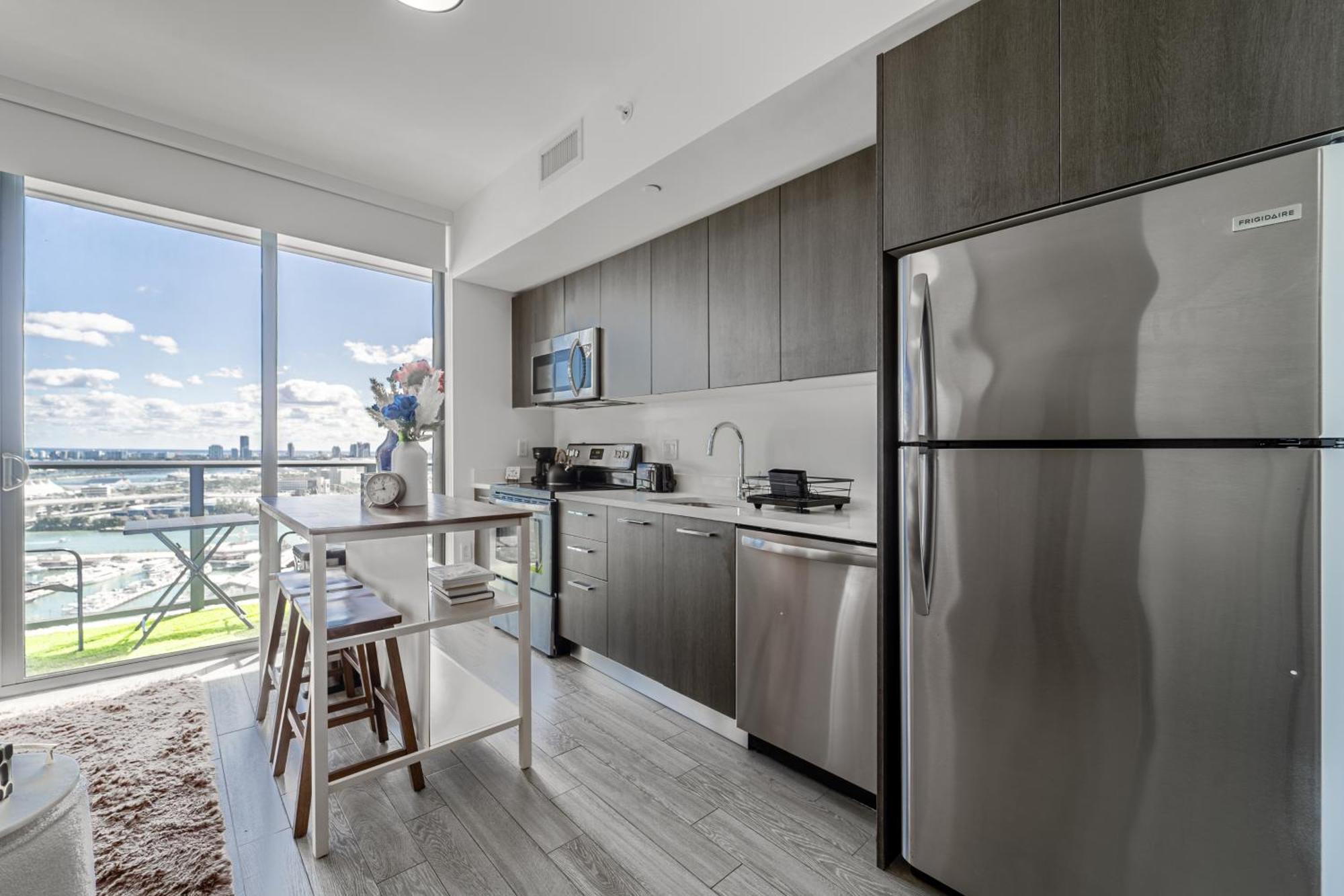 Tr Miami 2 Bedroom, 1 Bedroom, And Studio Condos With Balconies ภายนอก รูปภาพ