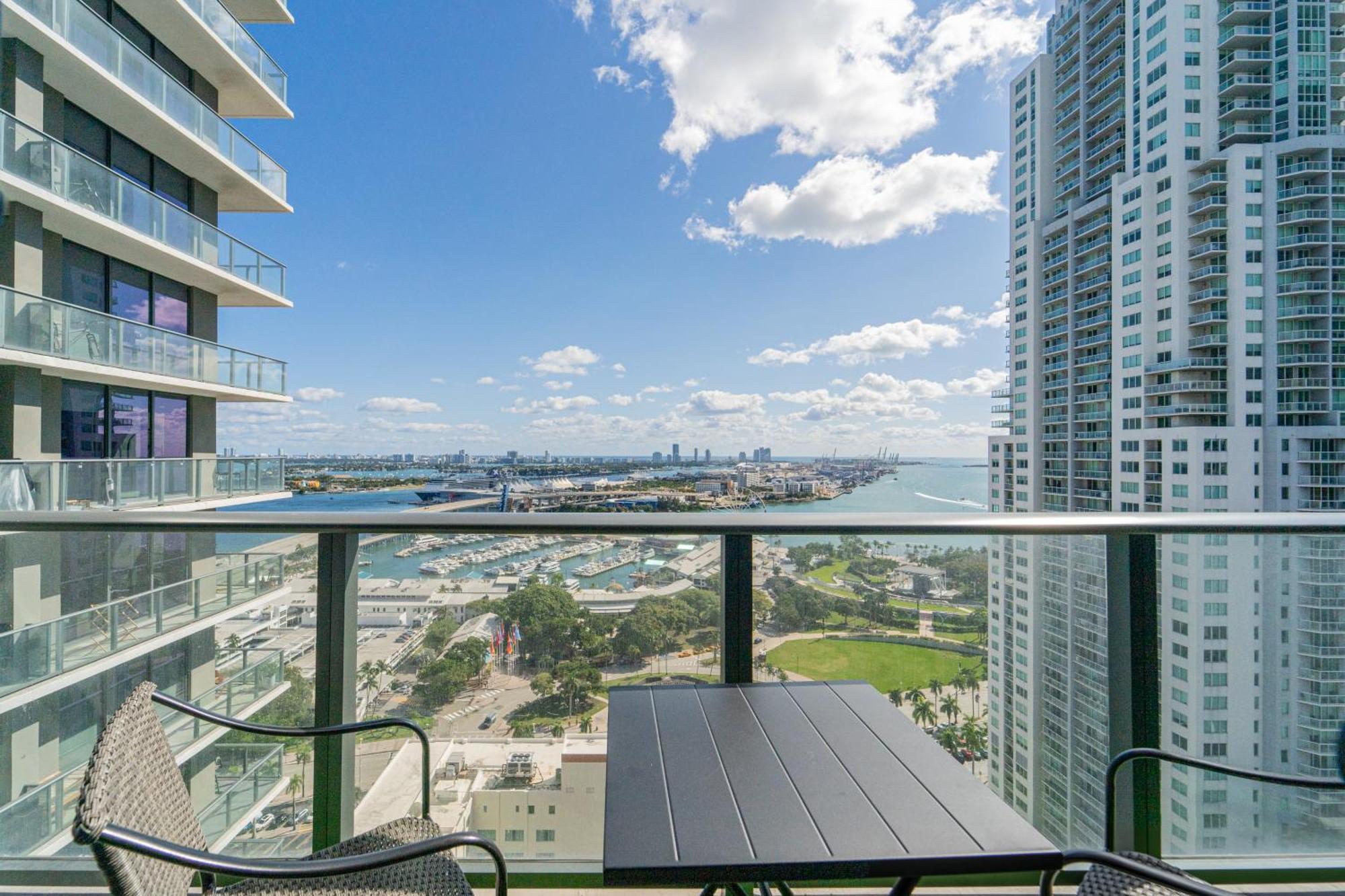 Tr Miami 2 Bedroom, 1 Bedroom, And Studio Condos With Balconies ภายนอก รูปภาพ