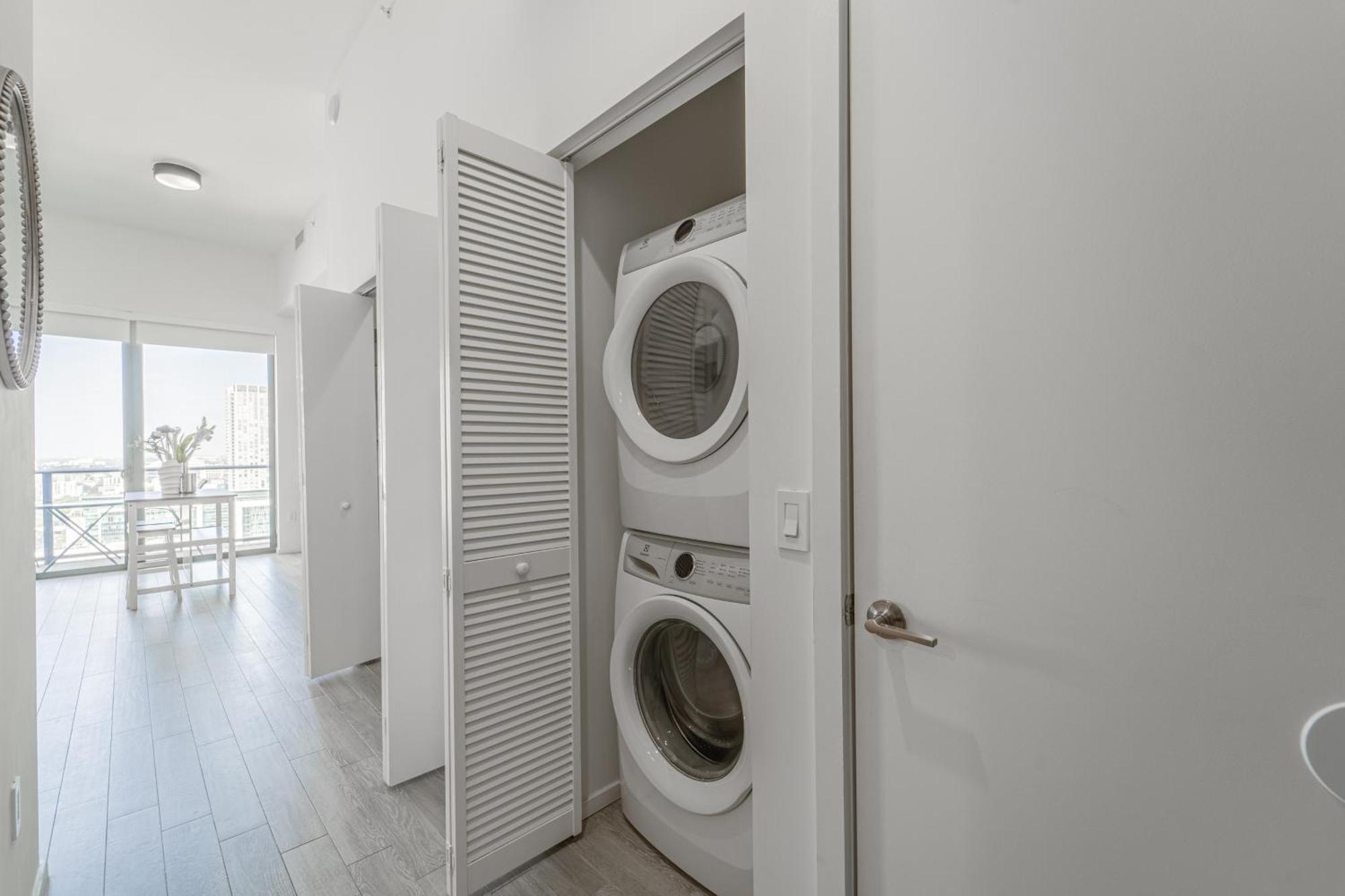 Tr Miami 2 Bedroom, 1 Bedroom, And Studio Condos With Balconies ภายนอก รูปภาพ