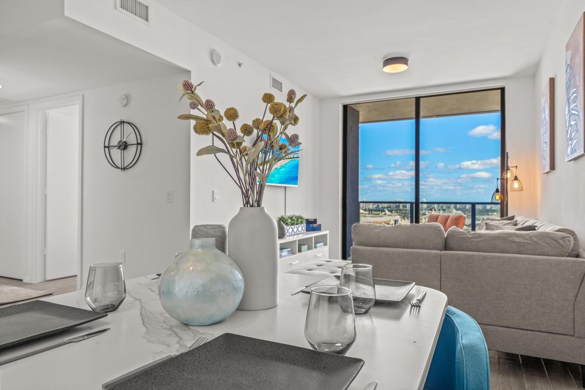 Tr Miami 2 Bedroom, 1 Bedroom, And Studio Condos With Balconies ภายนอก รูปภาพ