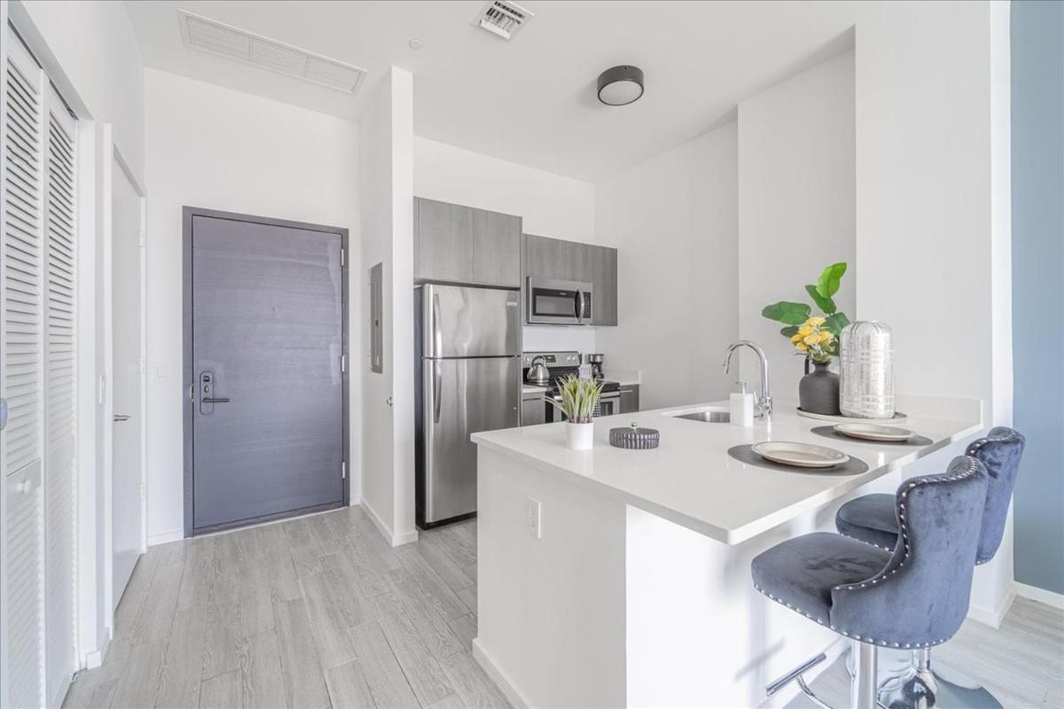 Tr Miami 2 Bedroom, 1 Bedroom, And Studio Condos With Balconies ภายนอก รูปภาพ