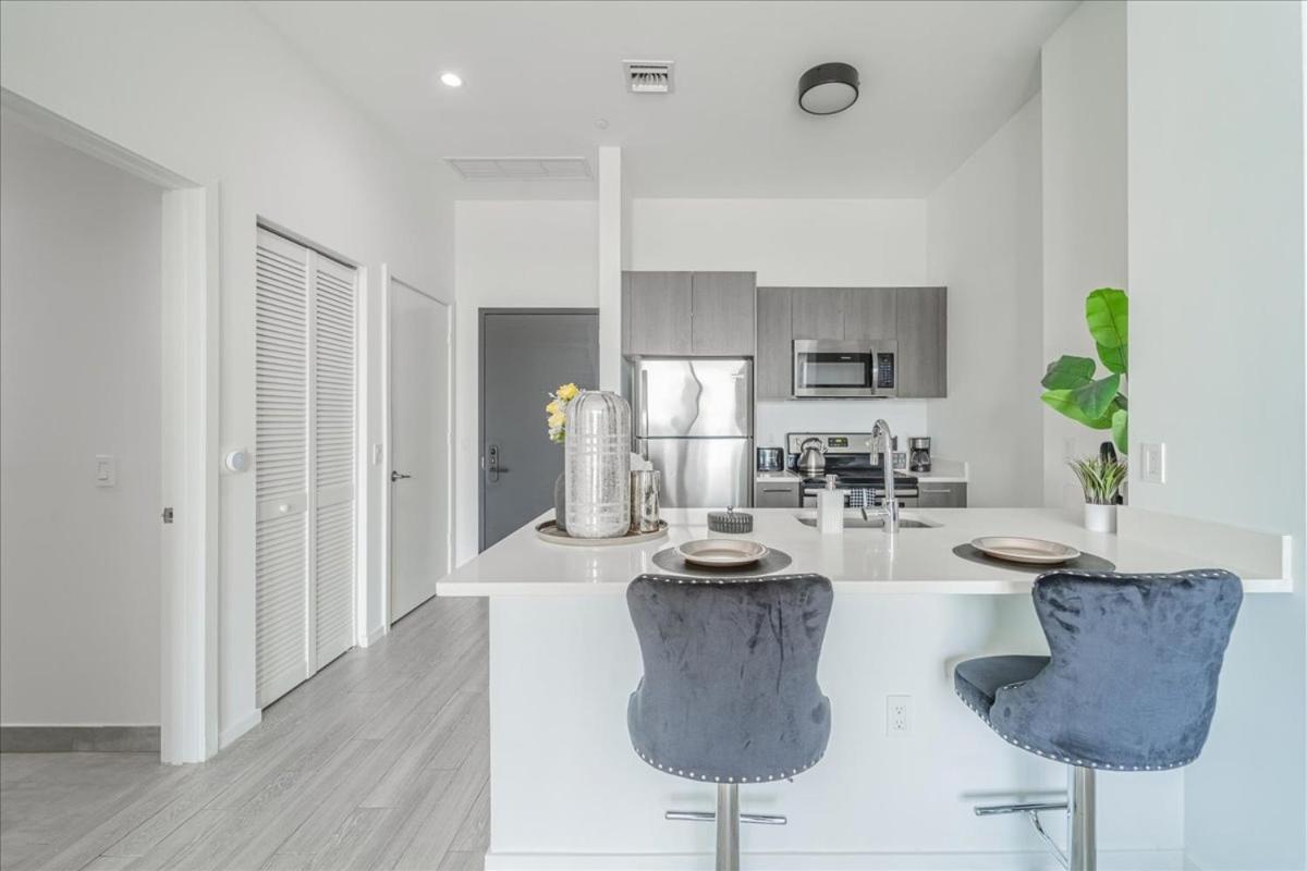 Tr Miami 2 Bedroom, 1 Bedroom, And Studio Condos With Balconies ภายนอก รูปภาพ
